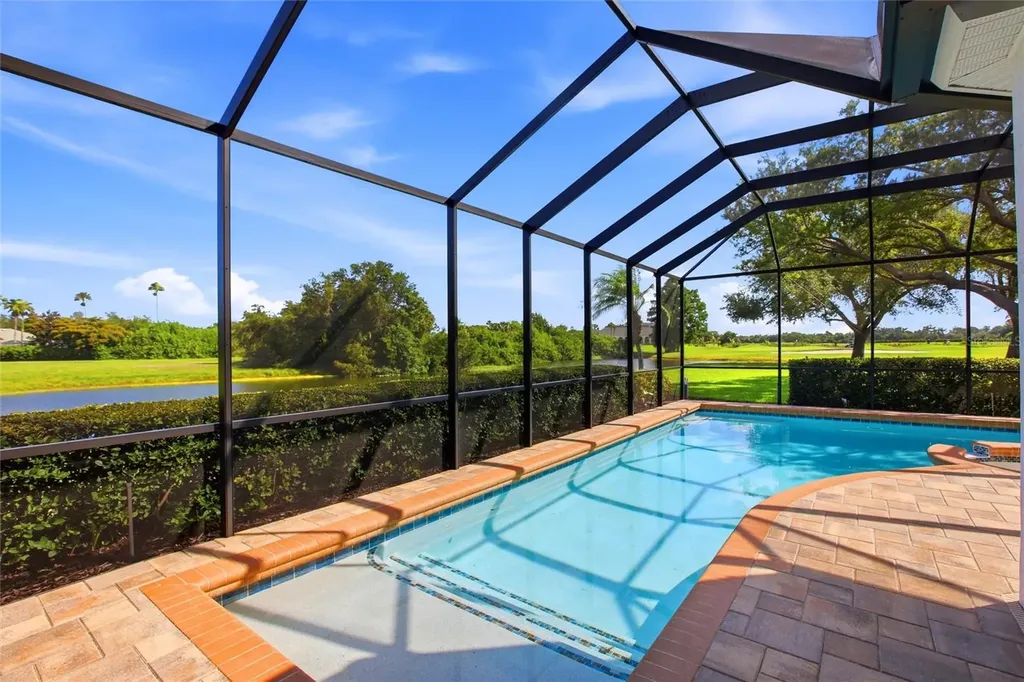 8417 Lone Eagle Way Sarasota FL 34241