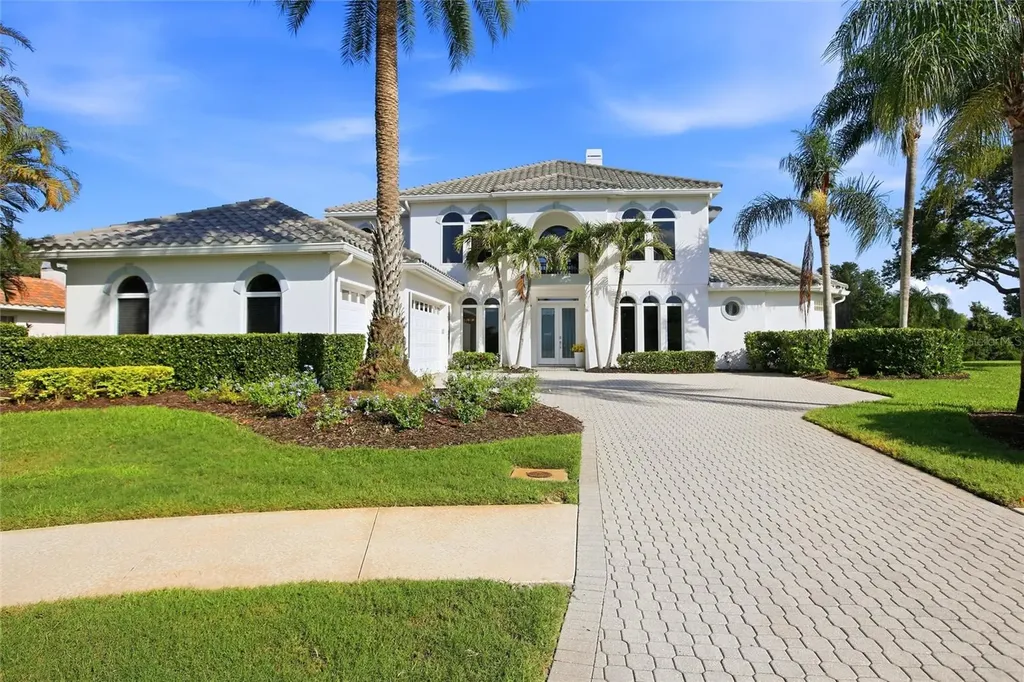 8417 Lone Eagle Way Sarasota FL 34241