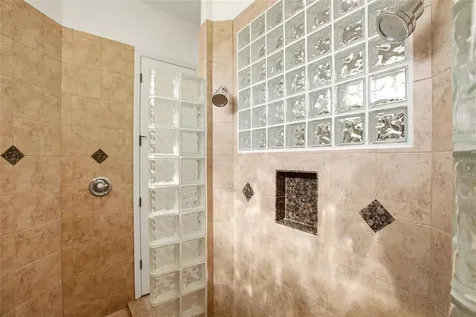 8417 Lone Eagle Way Sarasota FL 34241