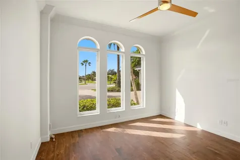 8417 Lone Eagle Way Sarasota FL 34241