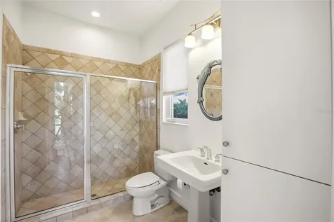 8417 Lone Eagle Way Sarasota FL 34241