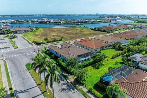 1814 5th St E Palmetto FL 34221