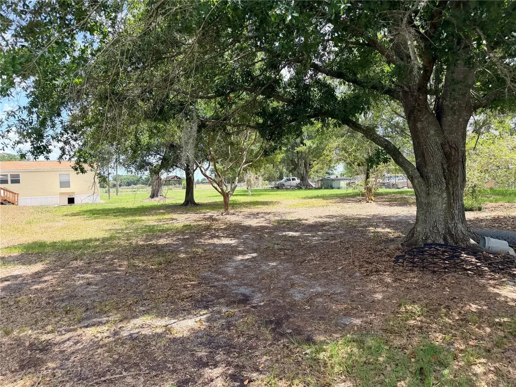 33 Ridge Road Frostproof FL 33843