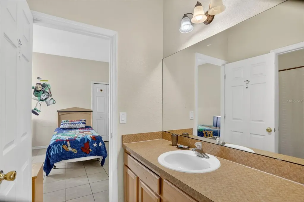 16801 Lazy Breeze Loop Clermont FL 34714