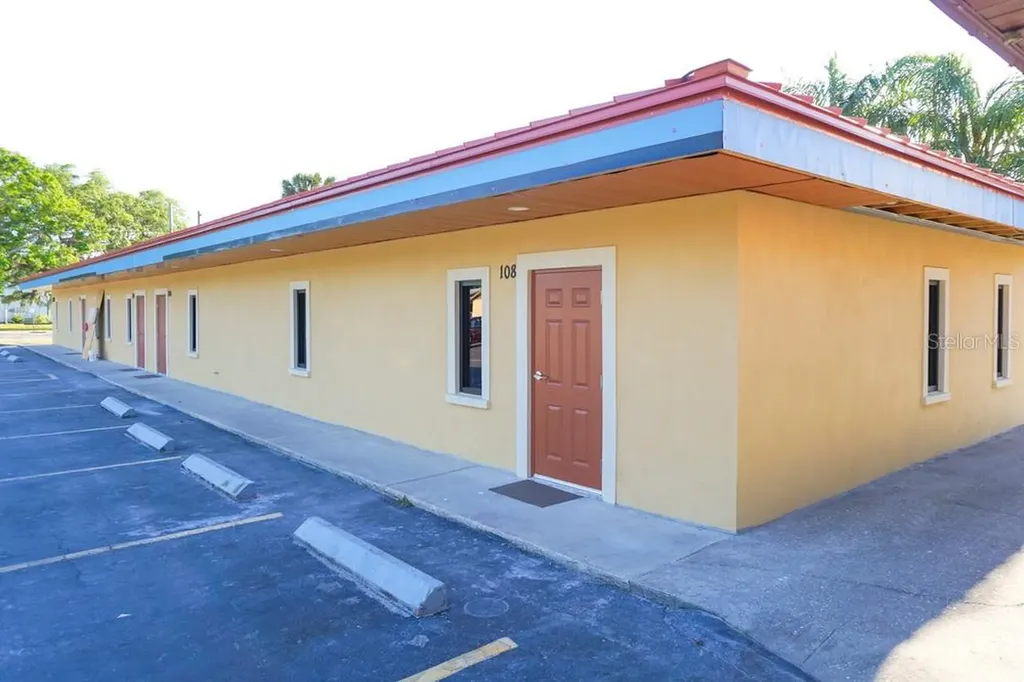 5207 26th Street W Bradenton FL 34207