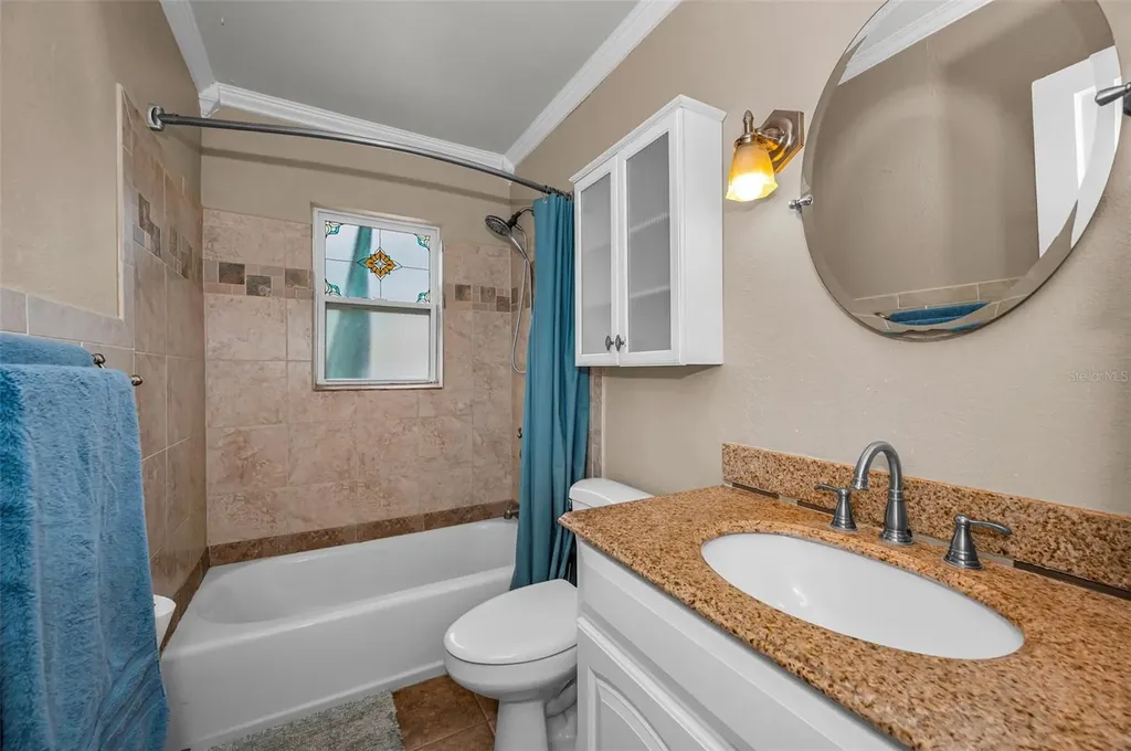 4994 17th Avenue N St Petersburg FL 33710