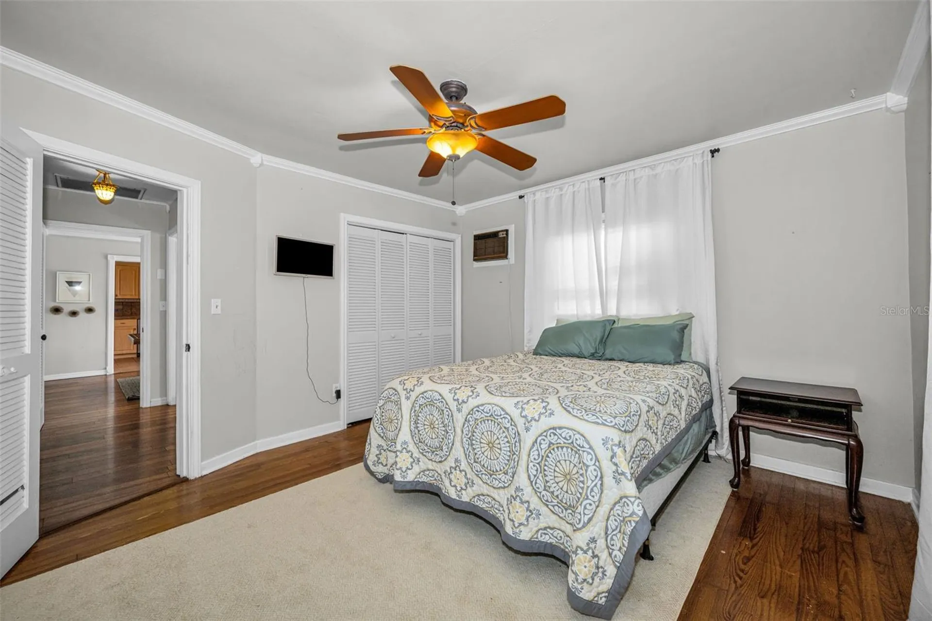 4994 17th Avenue N St Petersburg FL 33710