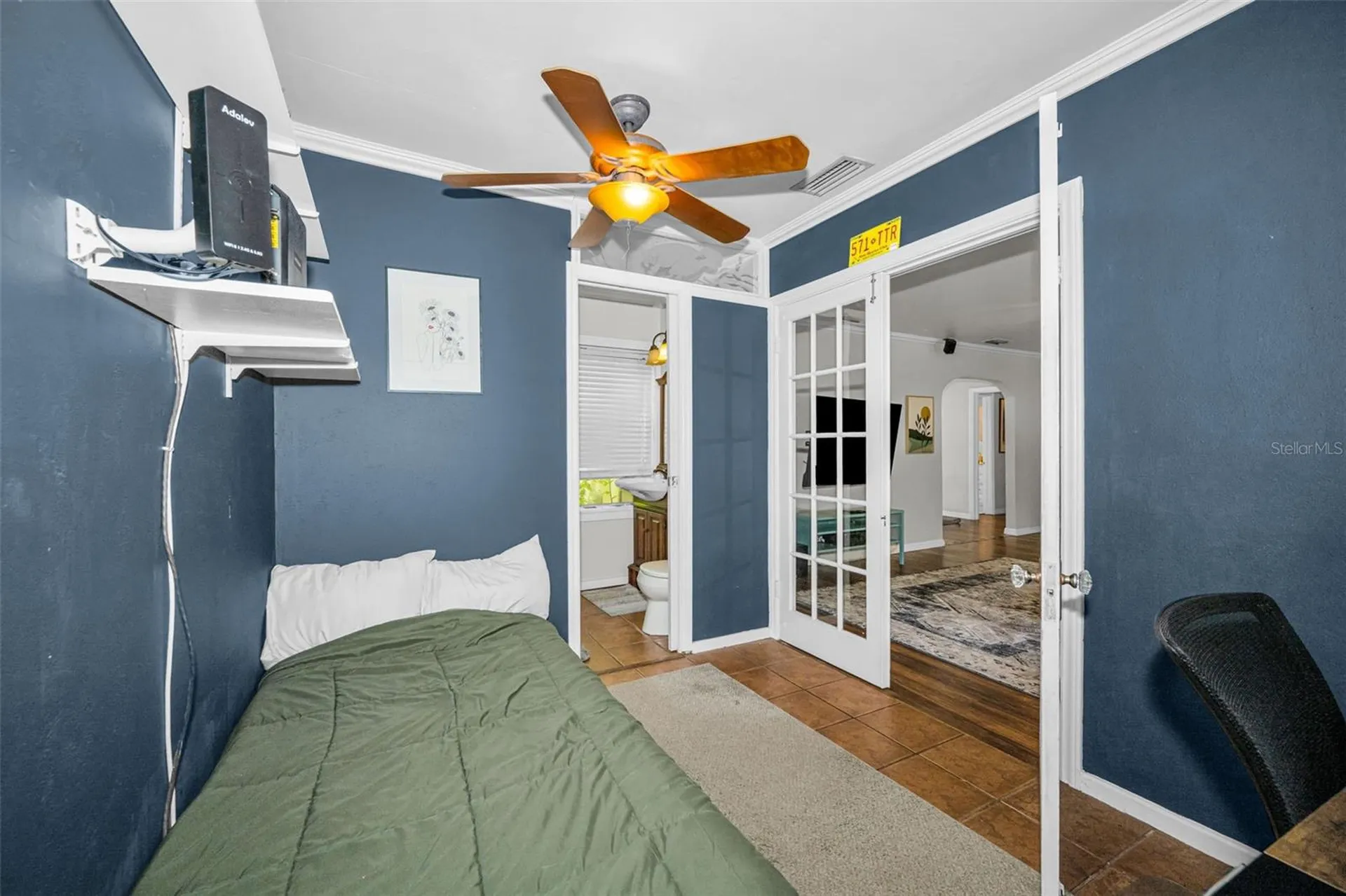 4994 17th Avenue N St Petersburg FL 33710