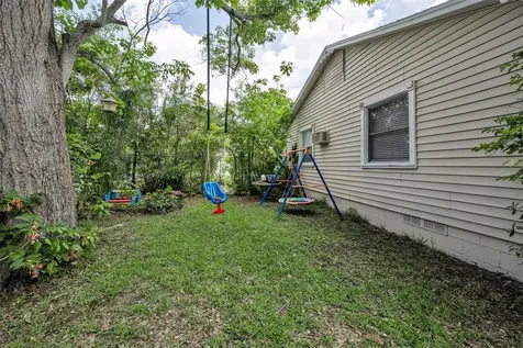4994 17th Avenue N St Petersburg FL 33710