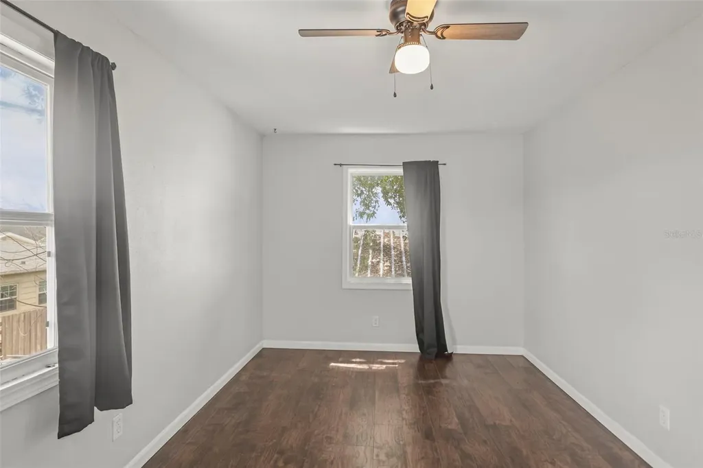 1511 35th Avenue N St Petersburg FL 33704