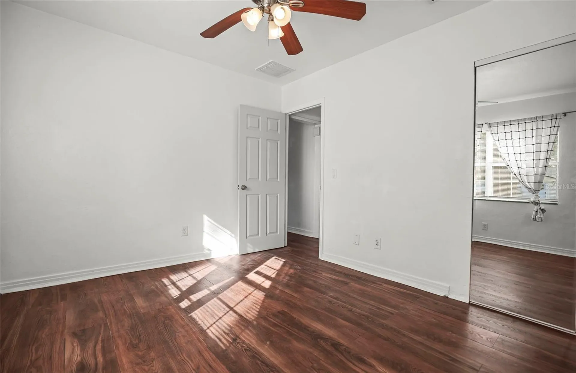 1511 35th Avenue N St Petersburg FL 33704