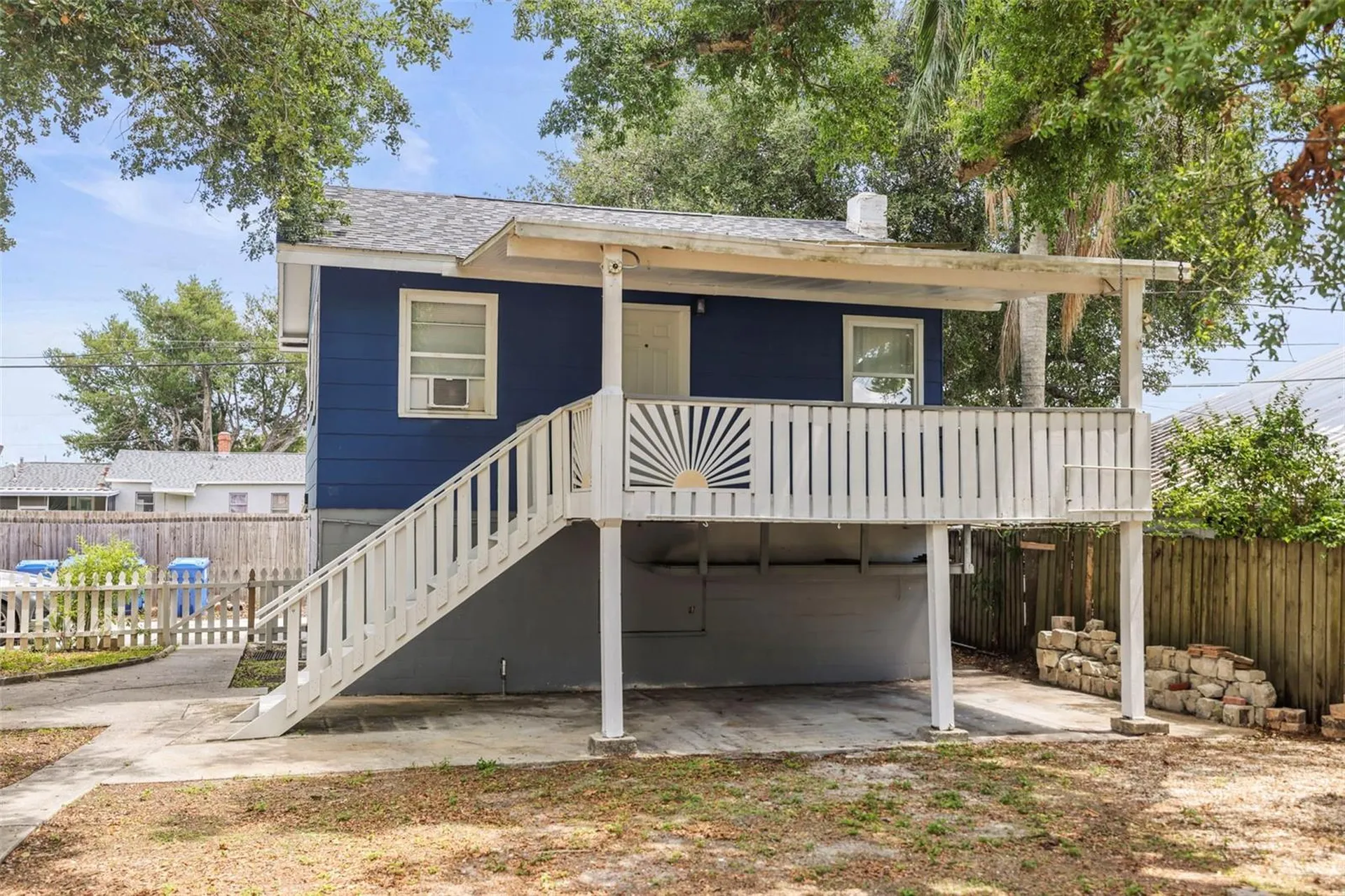 1511 35th Avenue N St Petersburg FL 33704