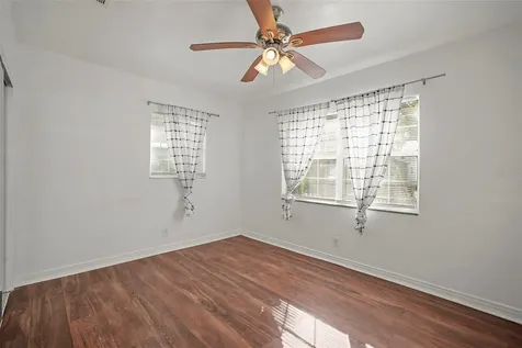 1511 35th Avenue N St Petersburg FL 33704
