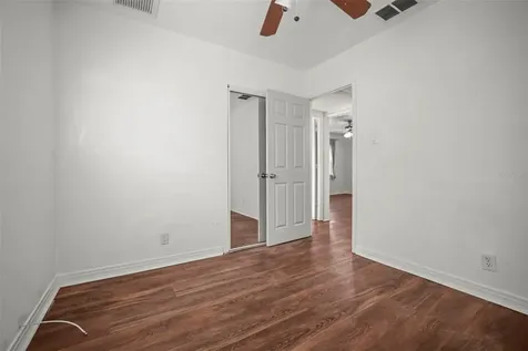 1511 35th Avenue N St Petersburg FL 33704