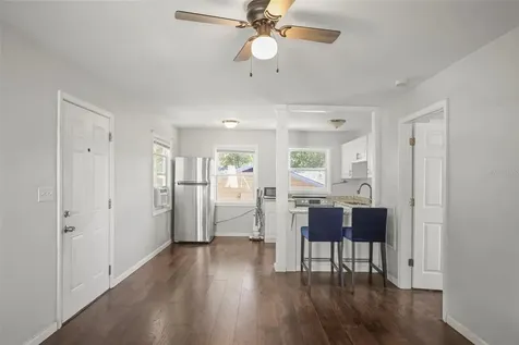 1511 35th Avenue N St Petersburg FL 33704
