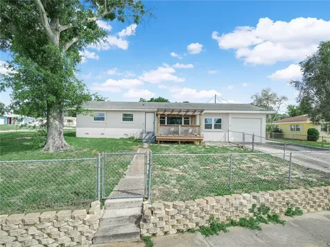 231 Ridge Manor Drive Lake Wales FL 33853