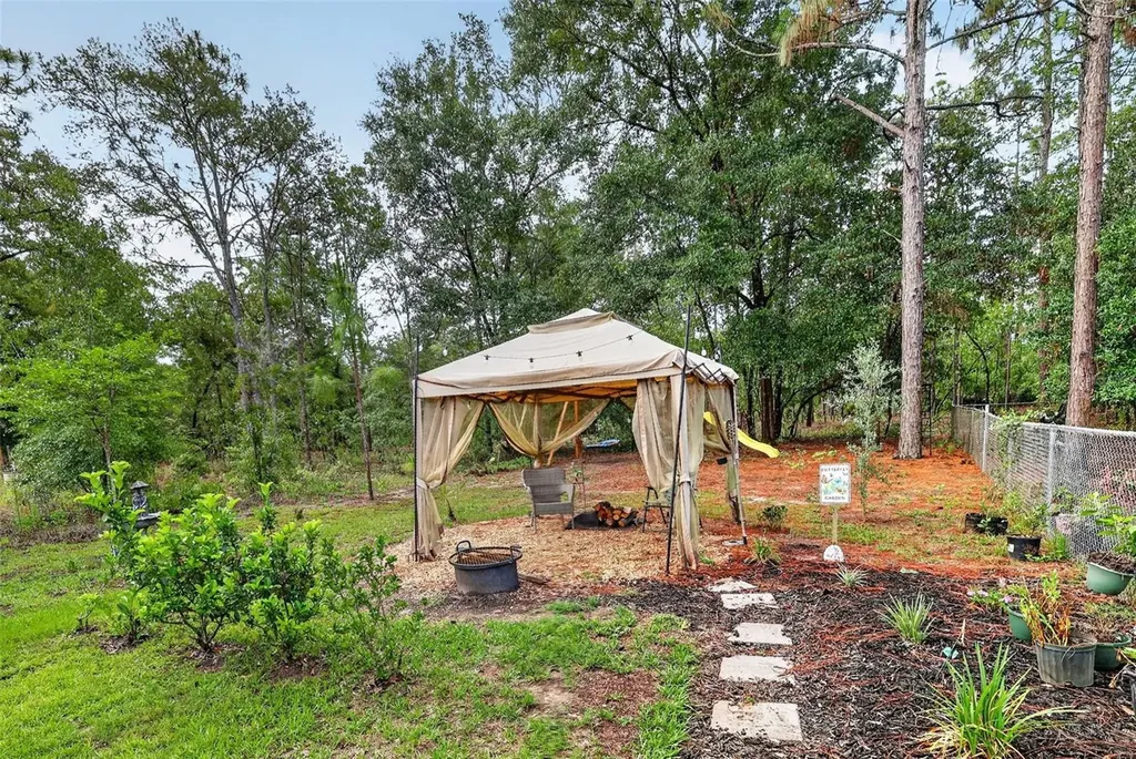 18018 SW 68th Loop Dunnellon FL 34432