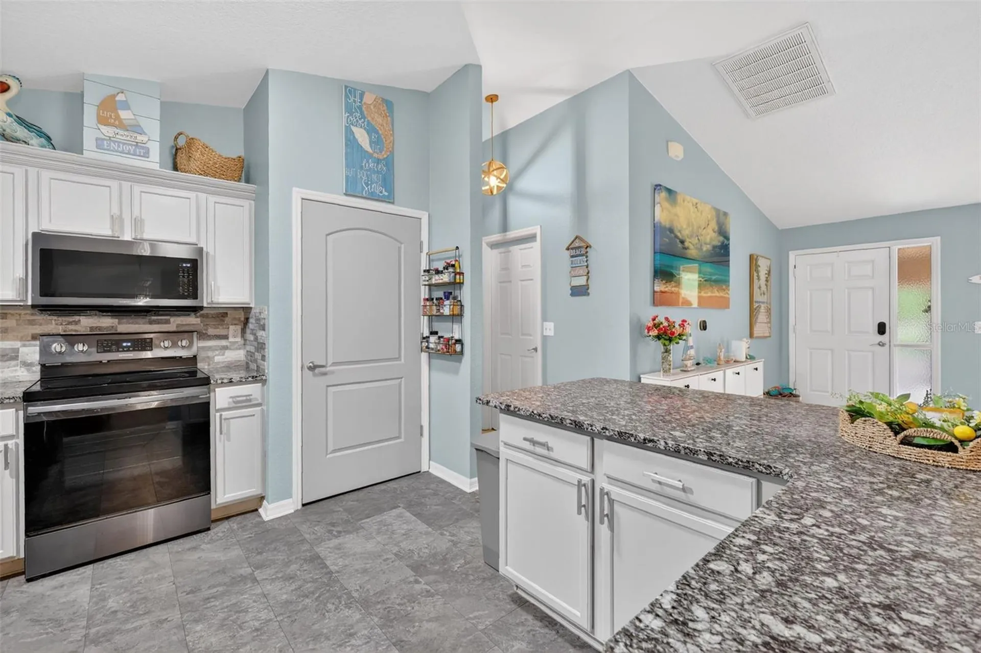 18018 SW 68th Loop Dunnellon FL 34432