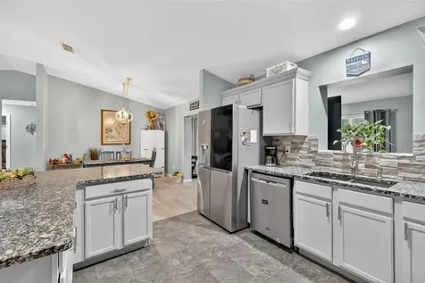 18018 SW 68th Loop Dunnellon FL 34432