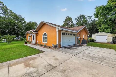 18018 SW 68th Loop Dunnellon FL 34432