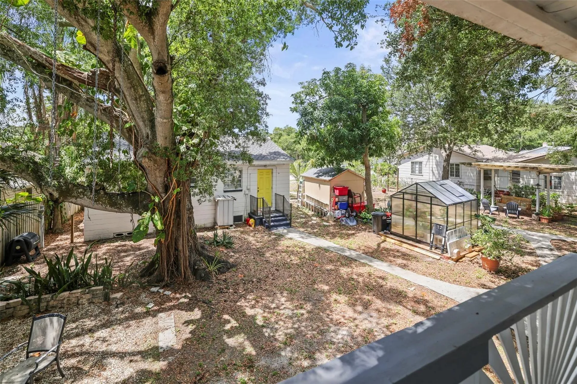 1511 35th Avenue N St Petersburg FL 33704