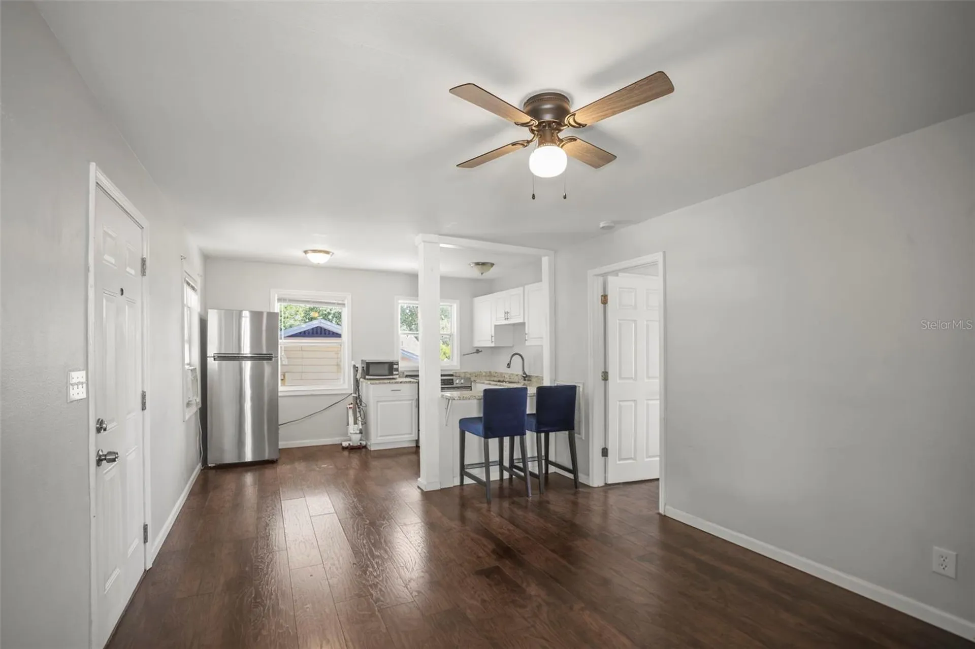 1511 35th Avenue N St Petersburg FL 33704