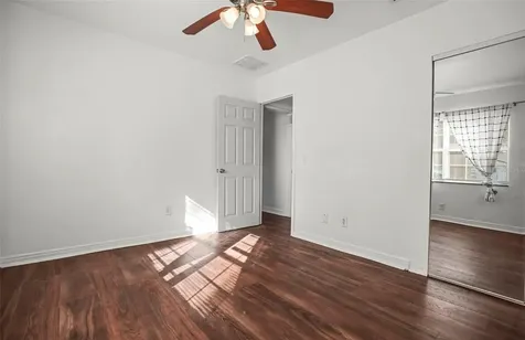 1511 35th Avenue N St Petersburg FL 33704