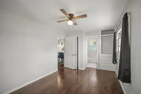 1511 35th Avenue N St Petersburg FL 33704