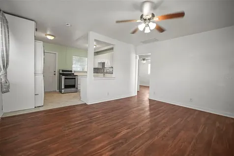 1511 35th Avenue N St Petersburg FL 33704