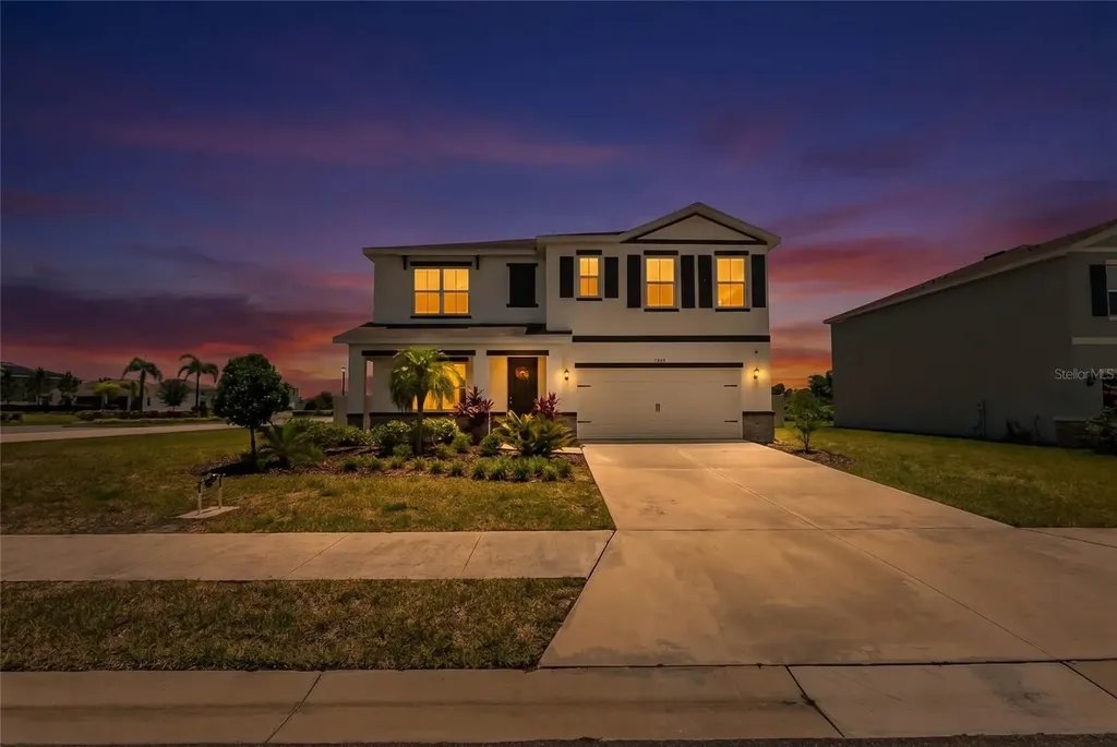 17448 Harvest Moon Way Bradenton FL 34211