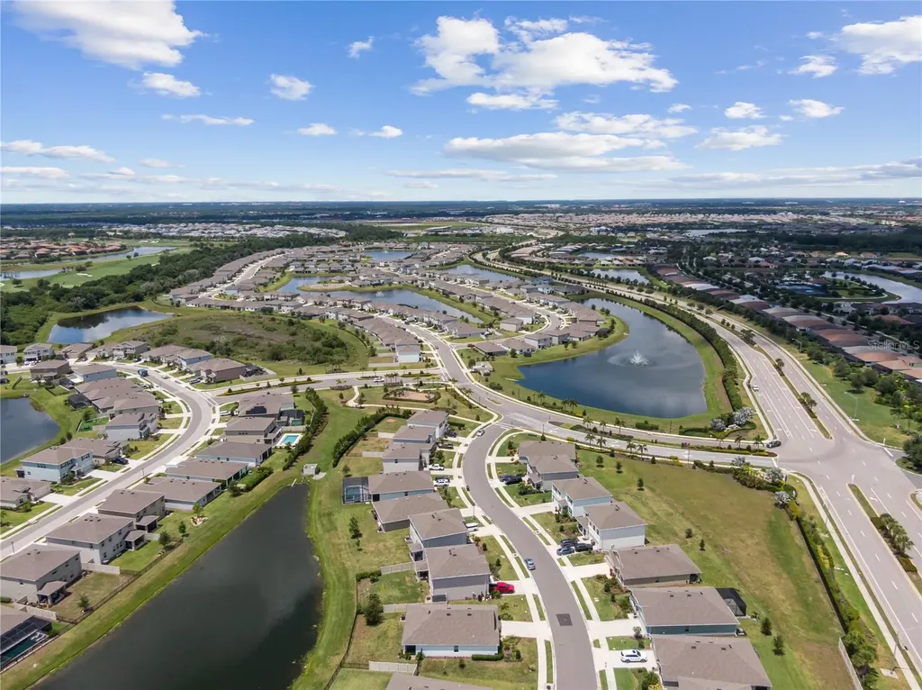 17448 Harvest Moon Way Bradenton FL 34211