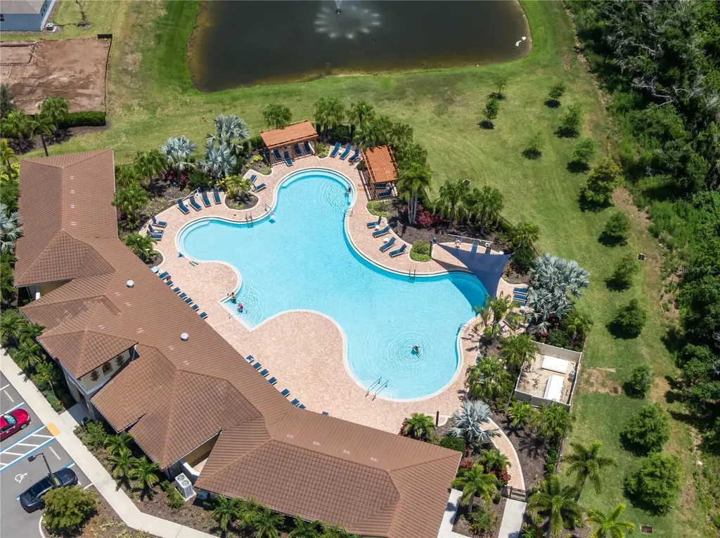 17448 Harvest Moon Way Bradenton FL 34211