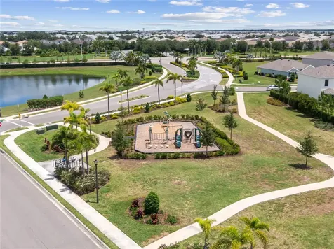 17448 Harvest Moon Way Bradenton FL 34211