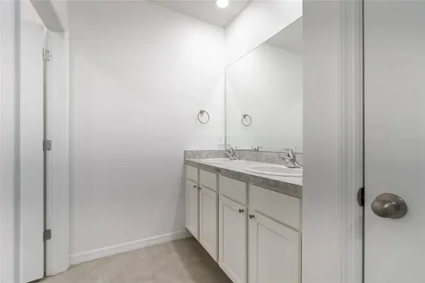 17448 Harvest Moon Way Bradenton FL 34211