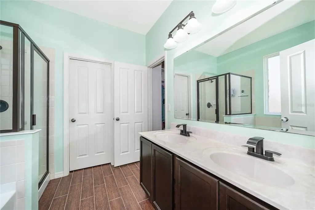 11437 Wakeworth Street Orlando FL 32836