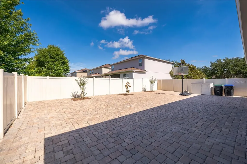 11437 Wakeworth Street Orlando FL 32836