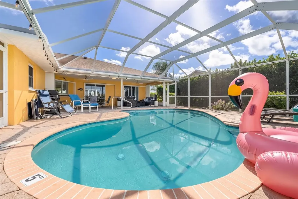 176 Mark Twain Lane Rotonda West FL 33947