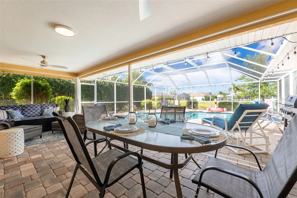 176 Mark Twain Lane Rotonda West FL 33947