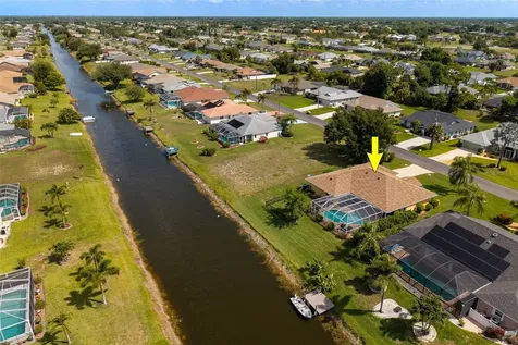 176 Mark Twain Lane Rotonda West FL 33947