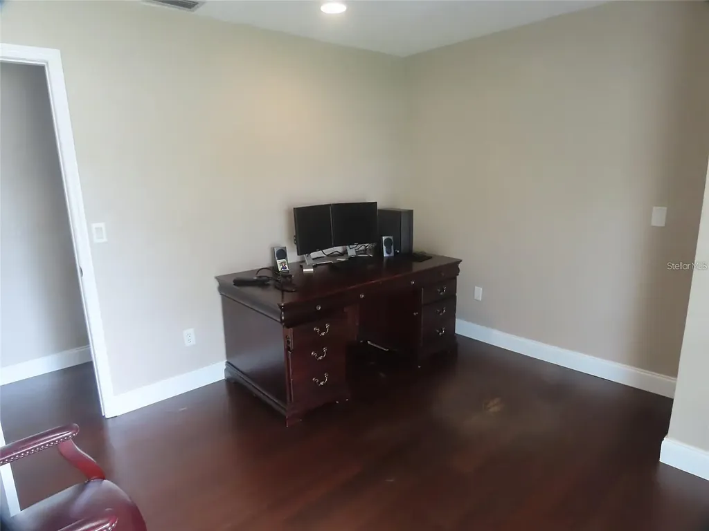 657 Maitland Avenue Altamonte Springs FL 32701