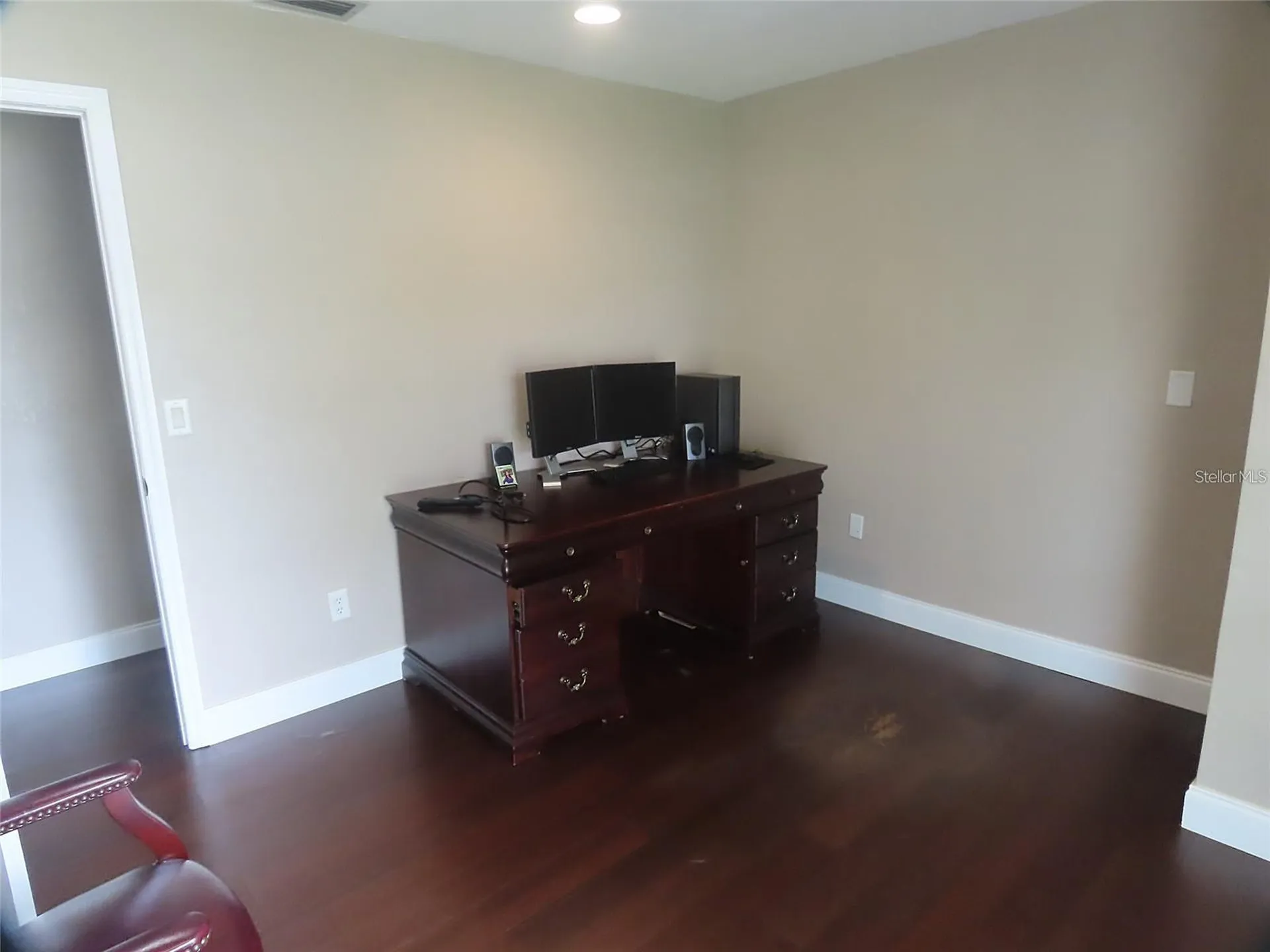 657 Maitland Avenue Altamonte Springs FL 32701