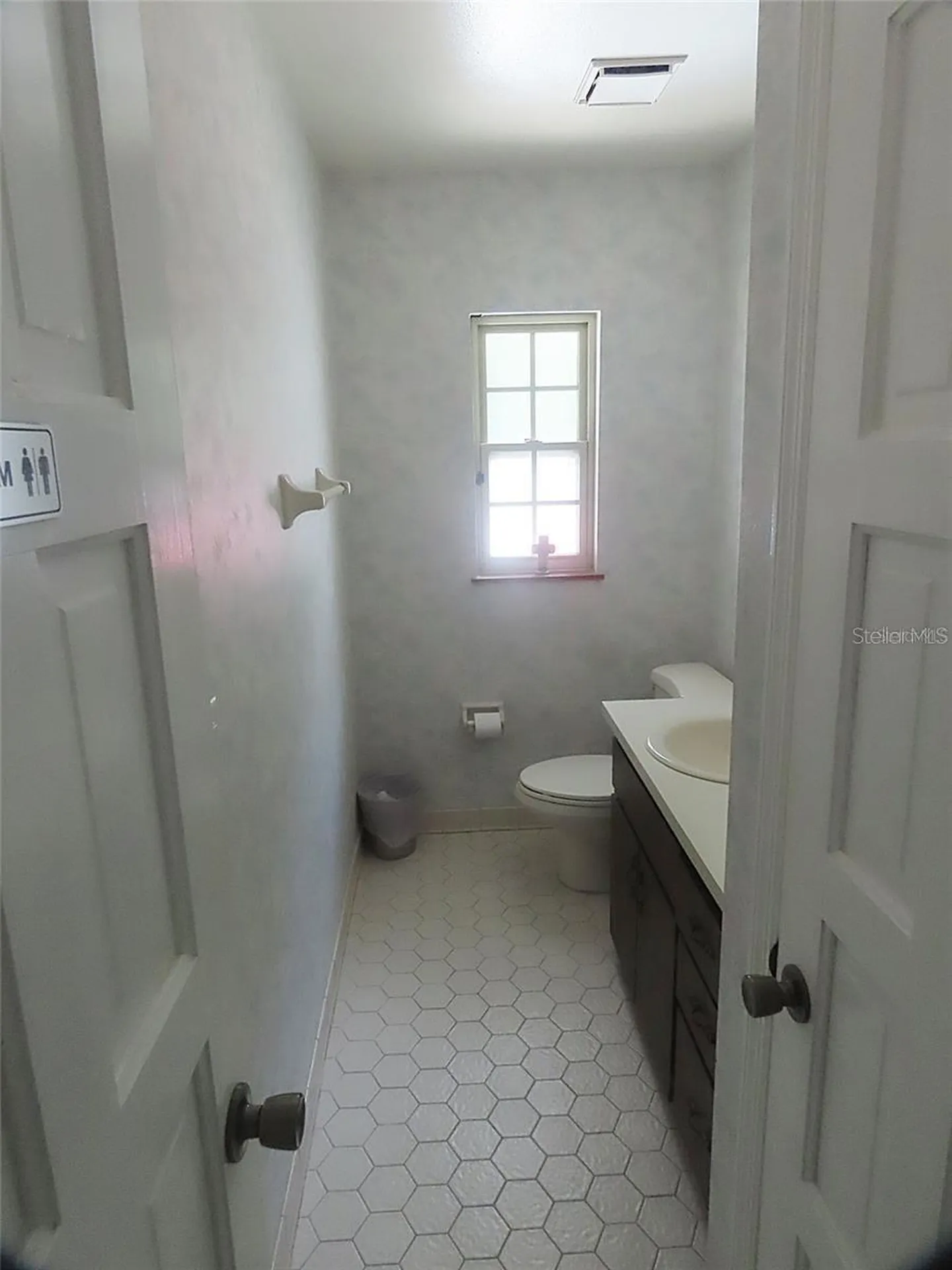 657 Maitland Avenue Altamonte Springs FL 32701