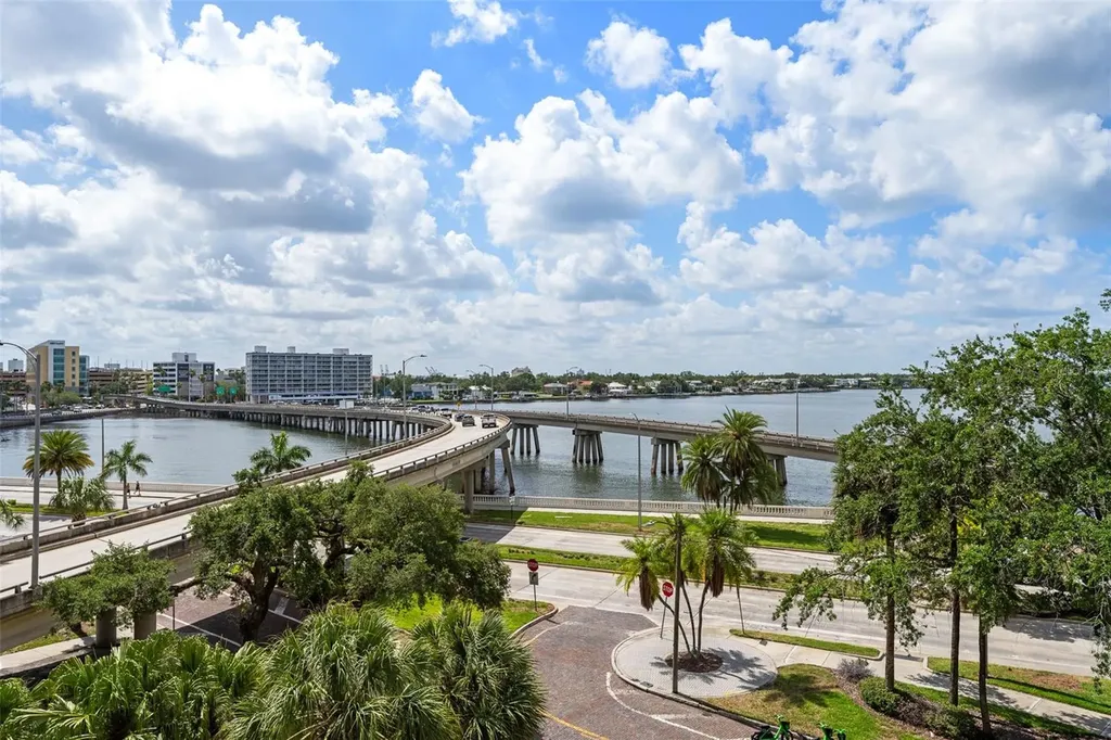 509 W Bay Street Tampa FL 33606