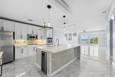 509 W Bay Street Tampa FL 33606