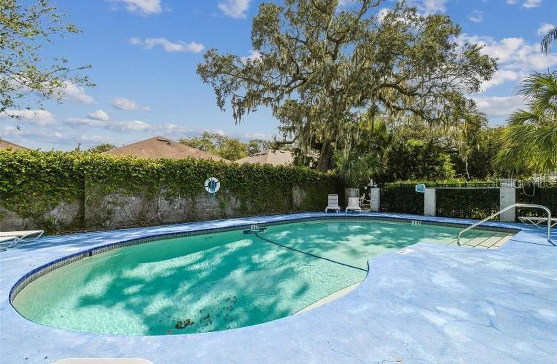 9726 Tiffany Oaks Lane Tampa FL 33612