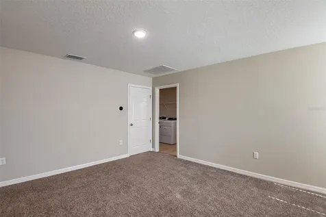 9110 Belleview Forest Pass Dade City FL 33525