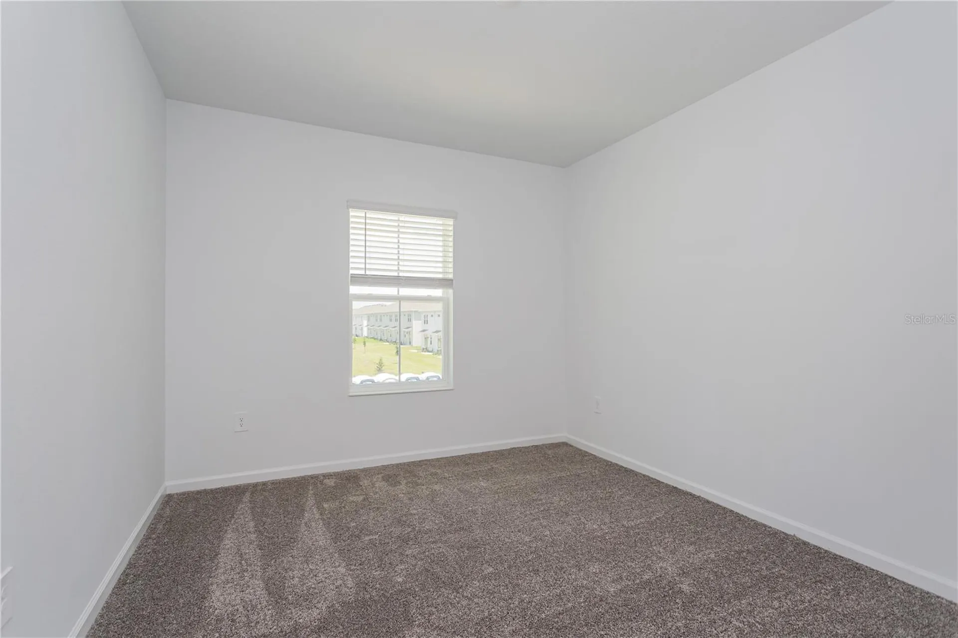 3227 Laurent Loop Davenport FL 33837