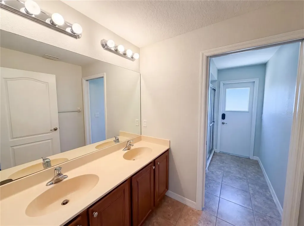 457 Amethyst Avenue Auburndale FL 33823