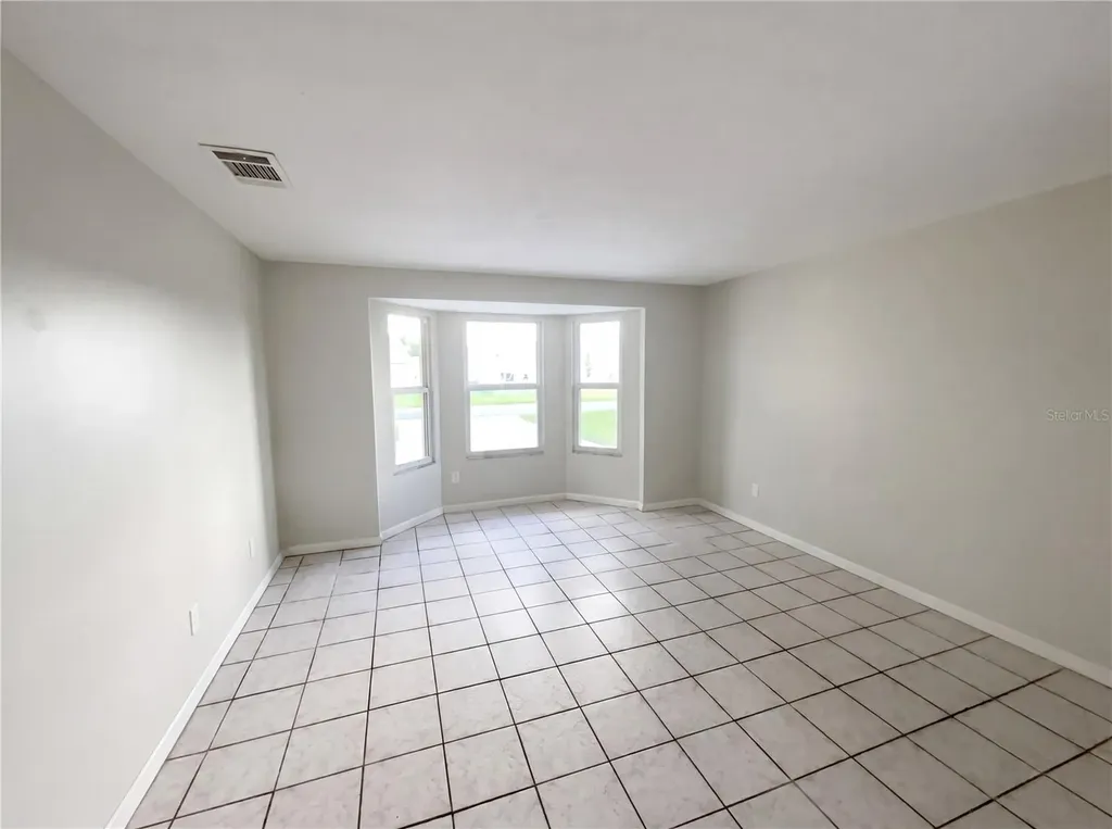 147 Coralwood Circle Kissimmee FL 34743
