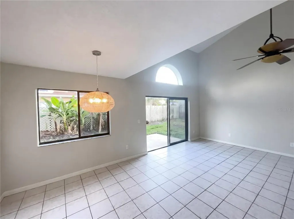 147 Coralwood Circle Kissimmee FL 34743